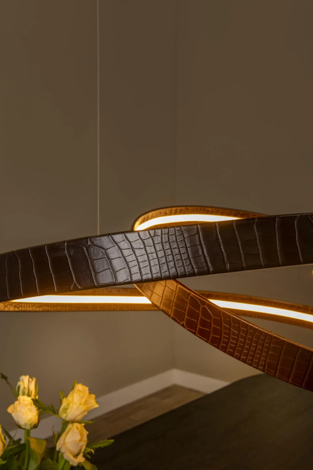 Lucide SLALOM - Zu00e1vesnu00e9 svetlo - LED tlmenu00e9. - CCT - 1x80W 2200K/4000K - Ku00e1va | Pru00e9miovu00e9