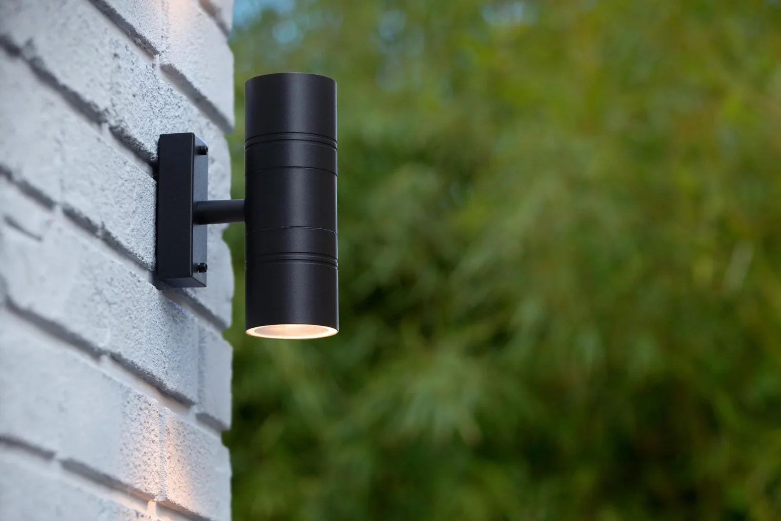 Lucide ARNE-LED - Nu00e1stennu00e9 reflektory / Nu00e1stennu00e9 svetlo Vnu00fatornu00e9/vonkaju0161ie - u00d8 6,3 cm - LED - GU10 - 2x5W 2700K - IP44 - u010cierna