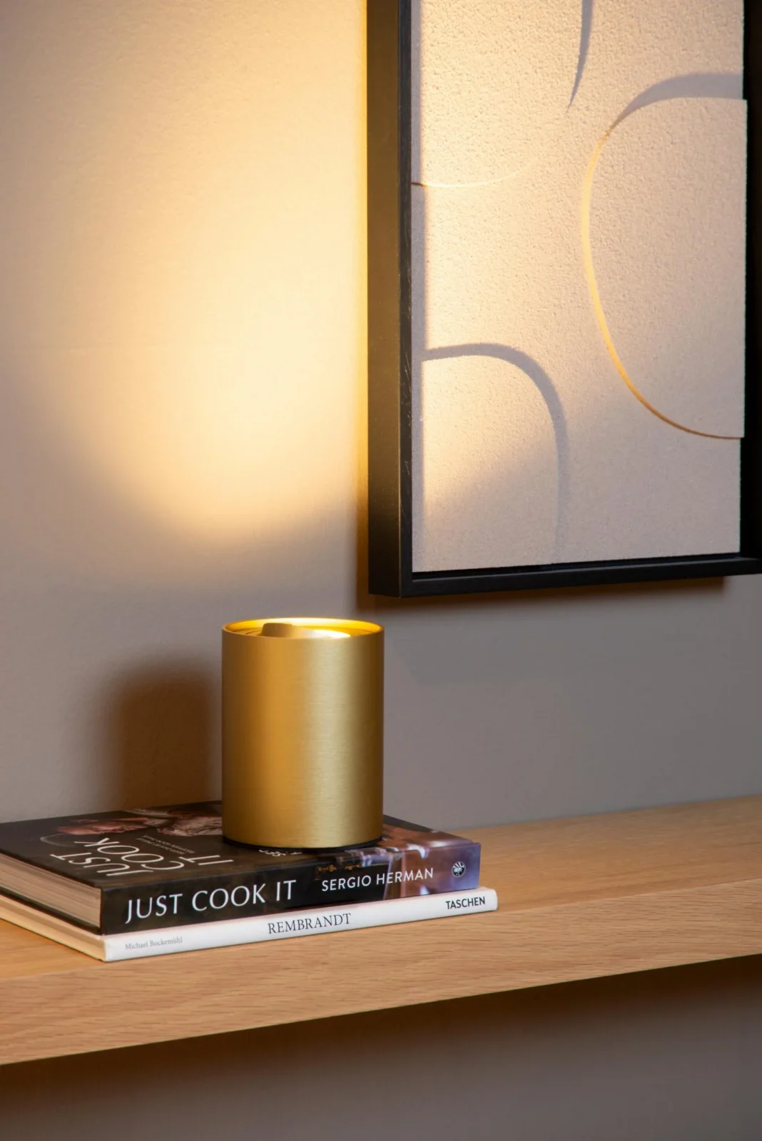 Lucide TUBE - Stolnu00e1 lampa - u00d8 9,6 cm - LED 3 StepDim - GU10 - 1x5W 2700K - Matt Gold / Brass