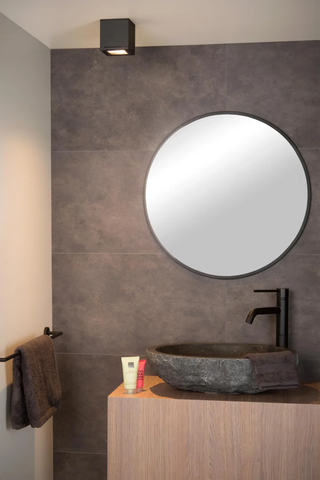 Lucide AVEN - Stropnu00e9 reflektory Ku00fapeu013eu0148a - 1xGU10 - IP65 - u010dierna