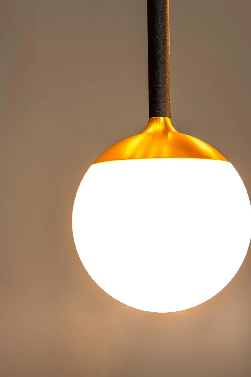 Lucide CALINA - Zu00e1vesnu00e9 svetlo - u00d8 9,9 cm - LED tlmenu00e1 - CCT - 1x7W 2200K/3300K - s vymeniteu013enu00fdm LED modulom - u010dierna | Pru00e9miovu00e9