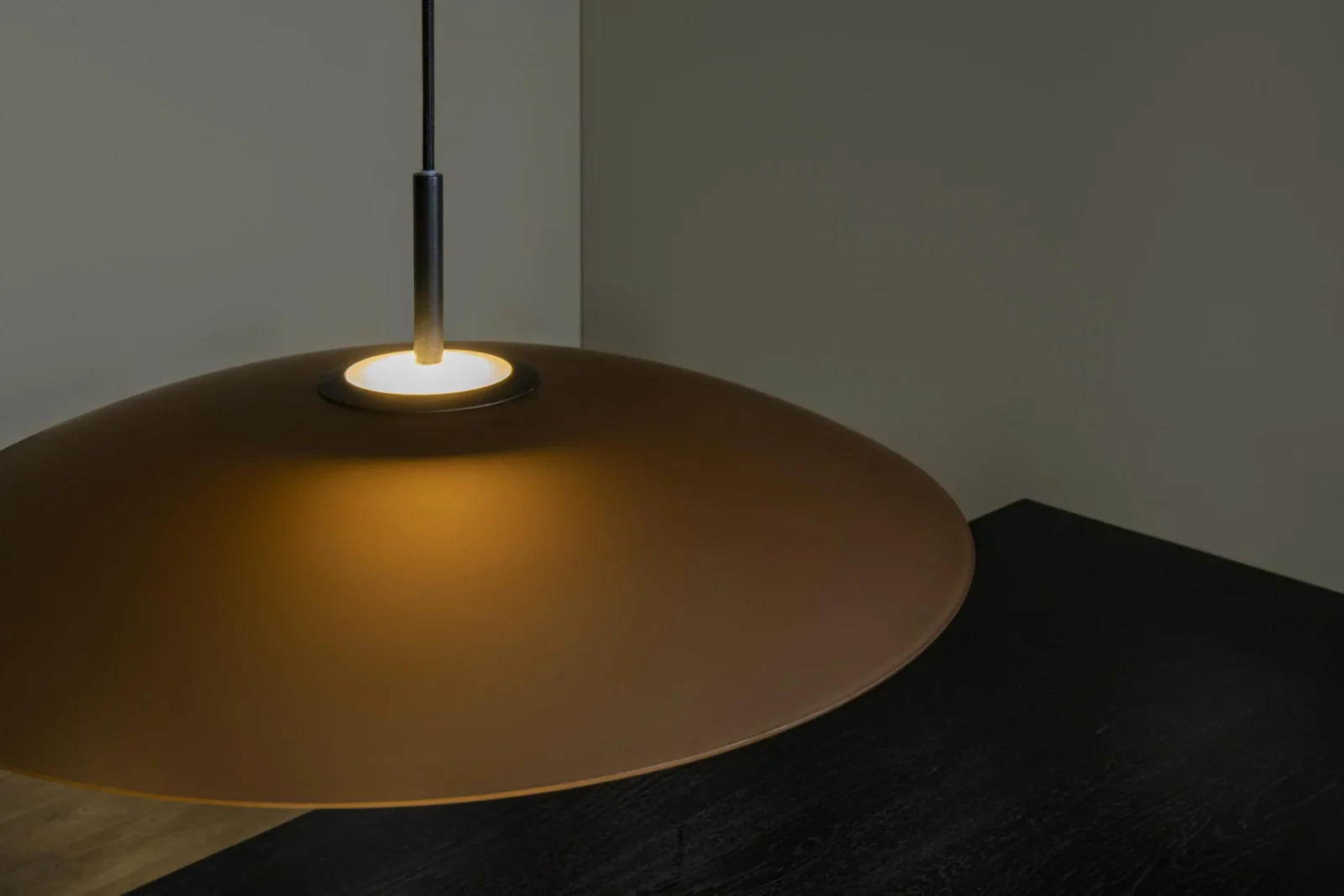 Lucide MENGA - zu00e1vesnu00e9 svetlo - u00d8 60 cm - LED tlmenu00e9 - 1x18,6W 2700K - jantu00e1rovu00e9 | Pru00e9miovu00e9