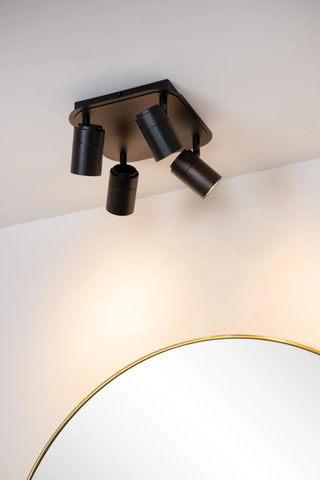 Lucide LENNERT - Stropnu00e9 reflektory Ku00fapeu013eu0148a - LED tlmenu00e9. - GU10 - 4x5W 3000K - IP44 - u010dierna
