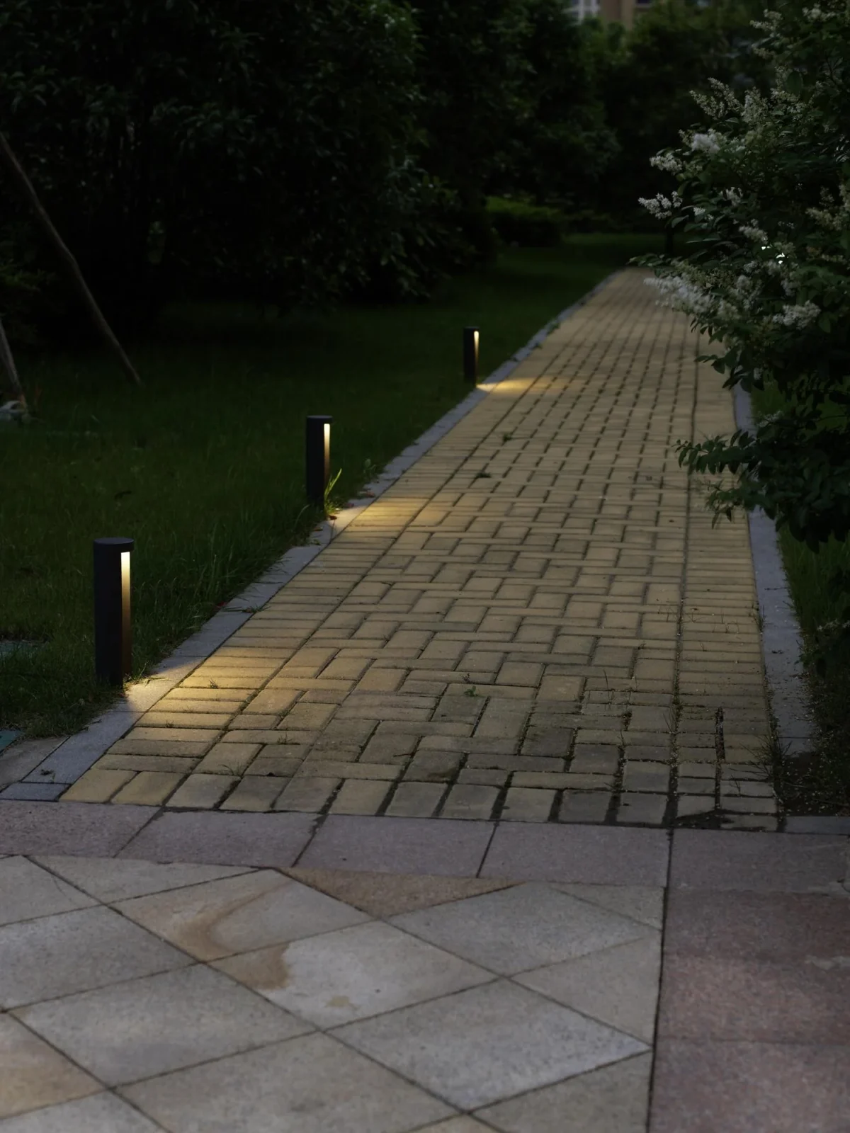 Lucide COMBO - Lampa na stu013apiku - u00d8 9 cm - LED - 1x9W 3000K - IP54 - u010dierna