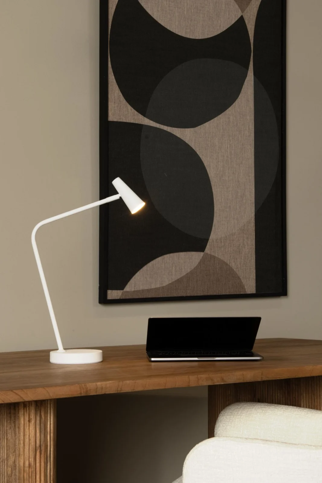 Lucide STIRLING - Nabu00edjateu013enu00e1 stolnu00e1 lampa - Batu00e9riovu00fd balu00edk - LED 3 StepDim - 1x3W 2700K - biela
