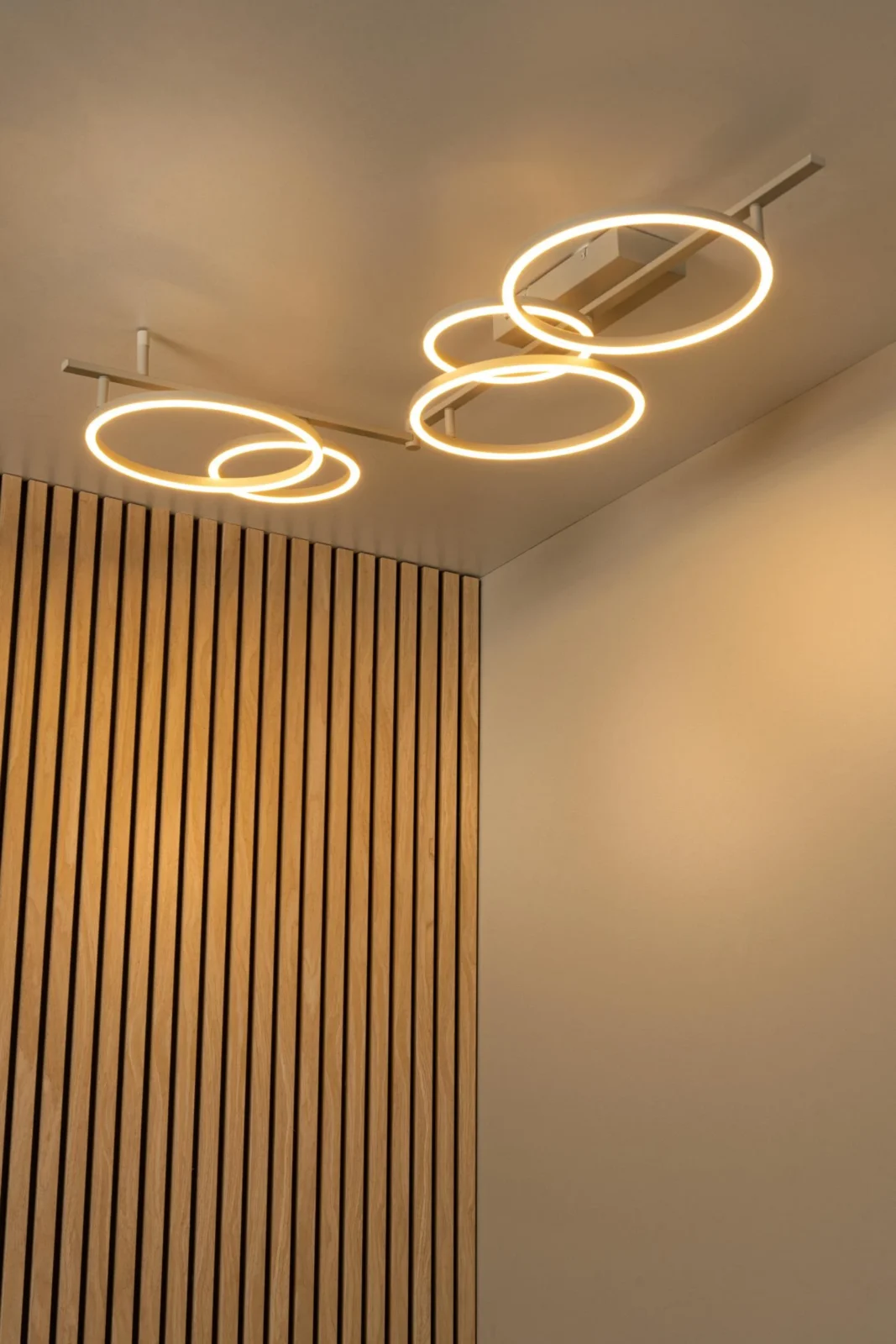 Lucide NICOLA - Zapustenu00e9 stropnu00e9 svetlo - LED - CCT - 1x37W 2700K/4000K - Taupe | Essential