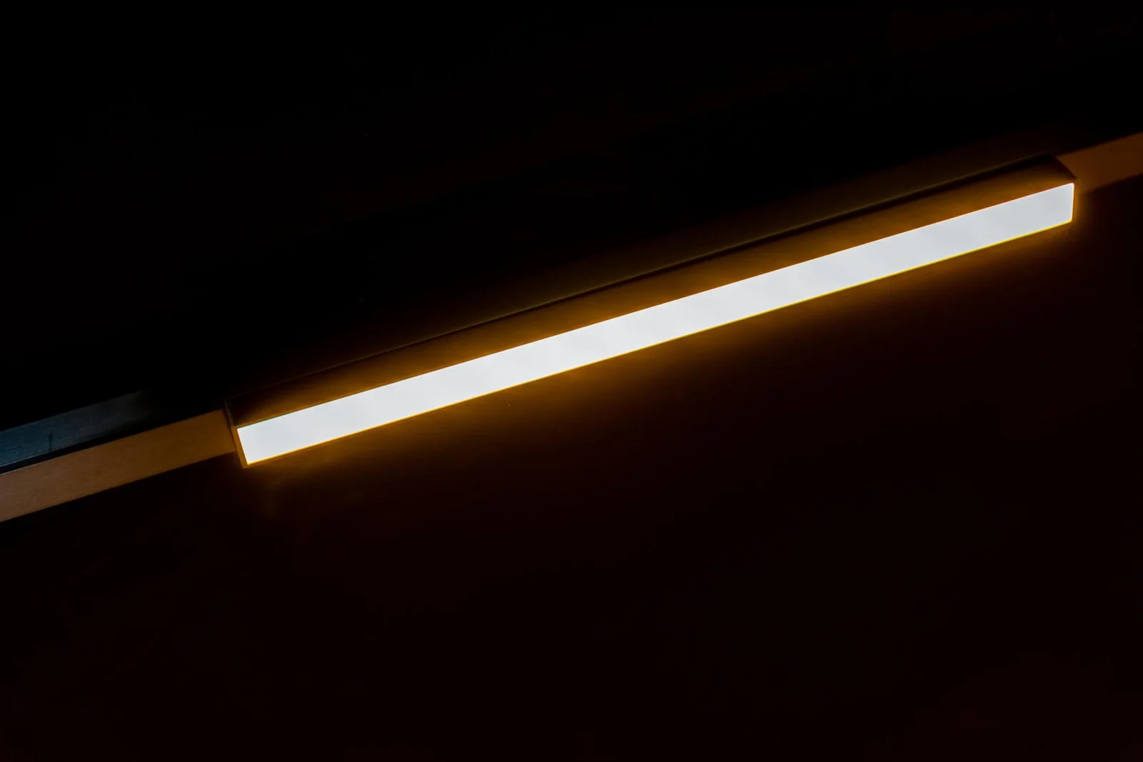 Lucide Premium LINIAL GLYX - 1-okruhovu00fd osvetu013eovacu00ed systu00e9m / Smart Rail Lighting - Smart - 48V kou013eaj - 1xLED - satin gun metal