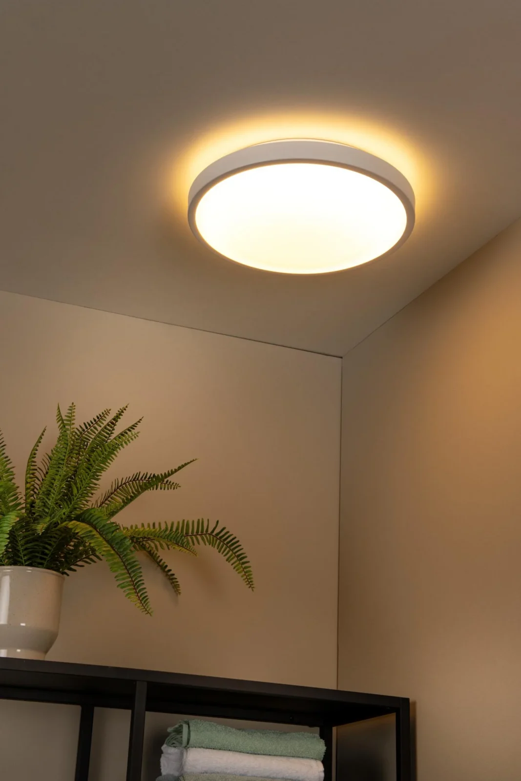 Lucide DASHER - Spu00fau0161u0165acie stropnu00e9 svetlo Ku00fapeu013eu0148a - u00d8 41 cm - LED - 1x24W 2700K - IP44 - Pohybovu00fd senzor - biela